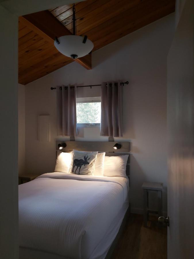 Manning Park Resort Экстерьер фото