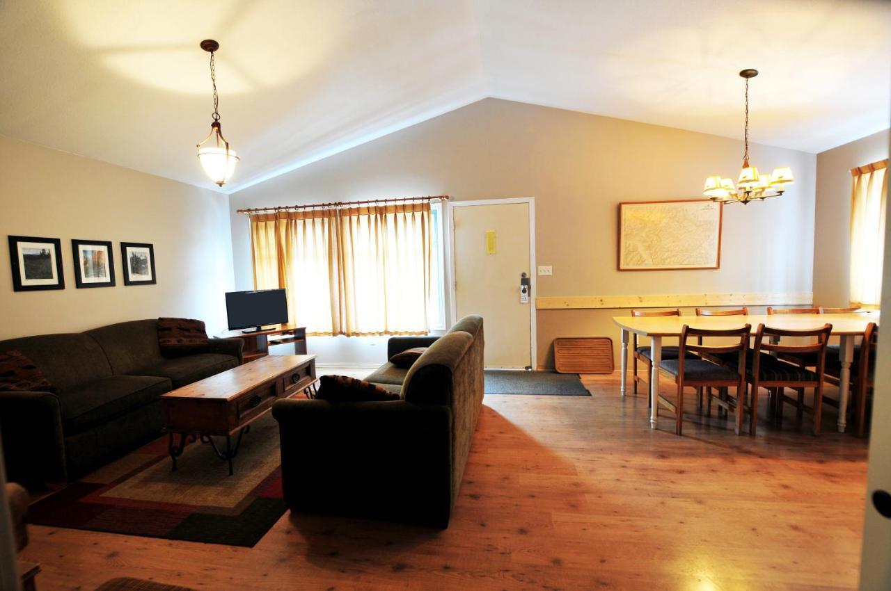 Manning Park Resort Экстерьер фото