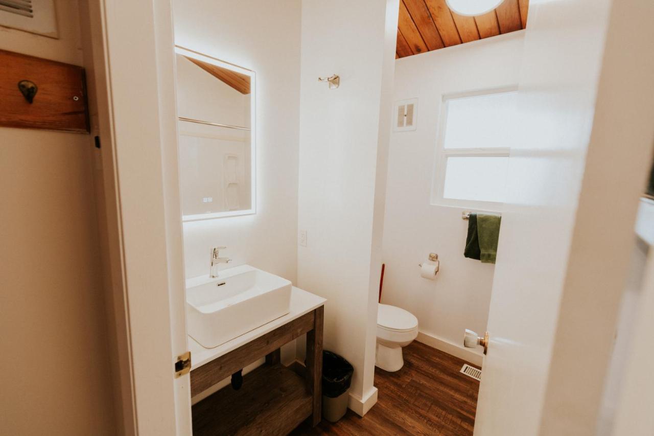 Manning Park Resort Экстерьер фото