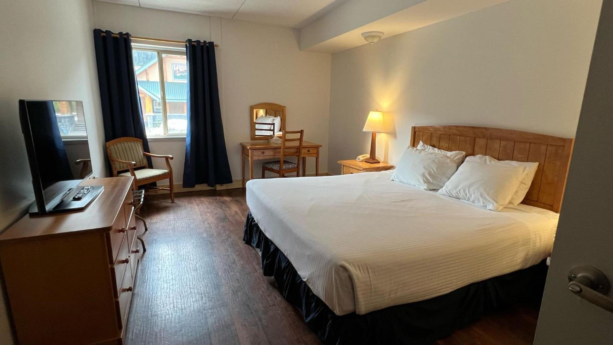 Manning Park Resort Экстерьер фото
